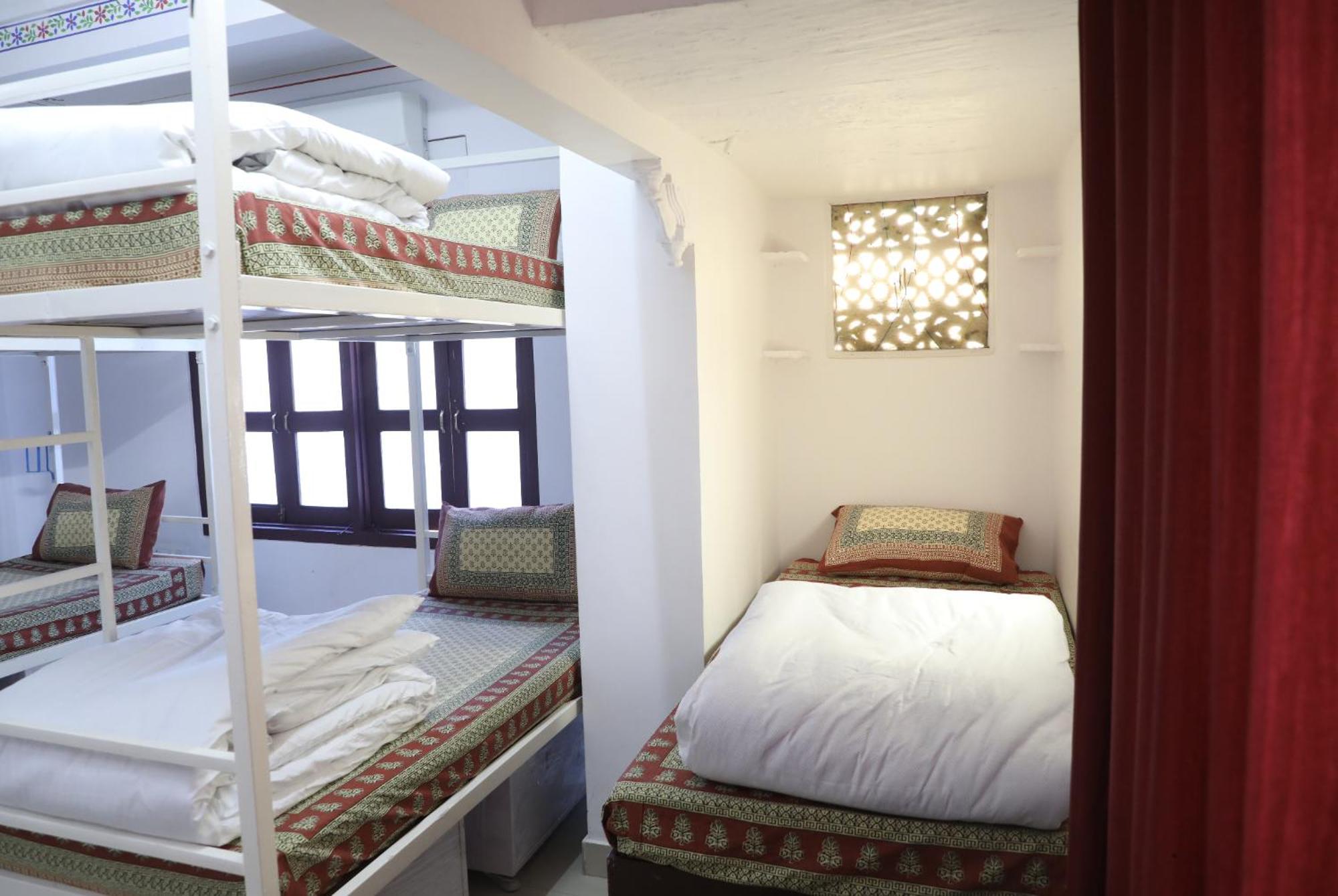 The Mama Hotel - Rooms And Dormitory Udajpur Exteriér fotografie