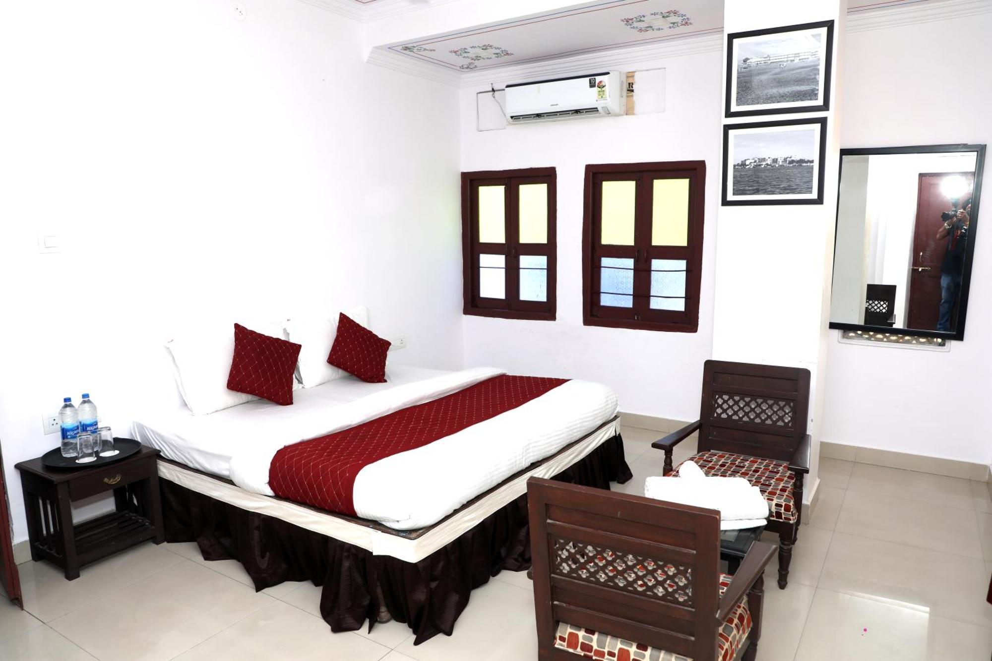 The Mama Hotel - Rooms And Dormitory Udajpur Exteriér fotografie
